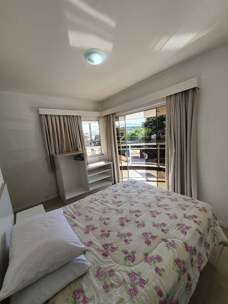 Apartamento no centro de Bombinhas - APTO101