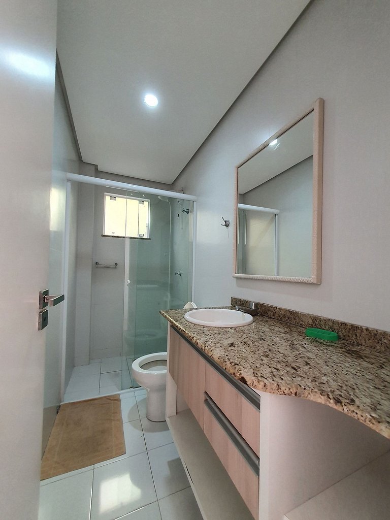 Apartamento no centro de Bombinhas - APTO201