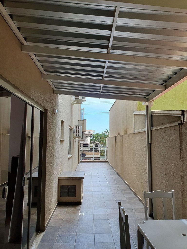 Apartamento no centro de Bombinhas - APTO101