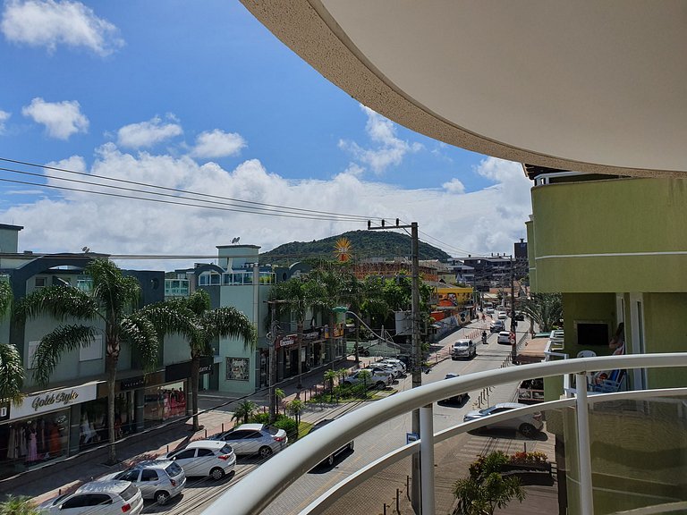 Apartamento no centro de Bombinhas - APTO201