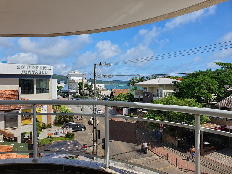 Apartamento no centro de Bombinhas - APTO201