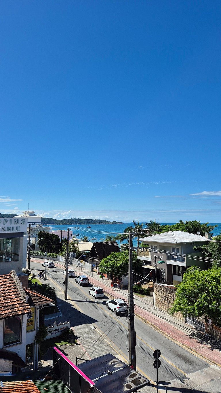 Apartamento no centro de Bombinhas - APTO301