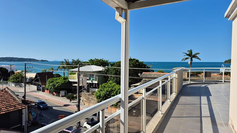 Apartamento no centro de Bombinhas - APTO301