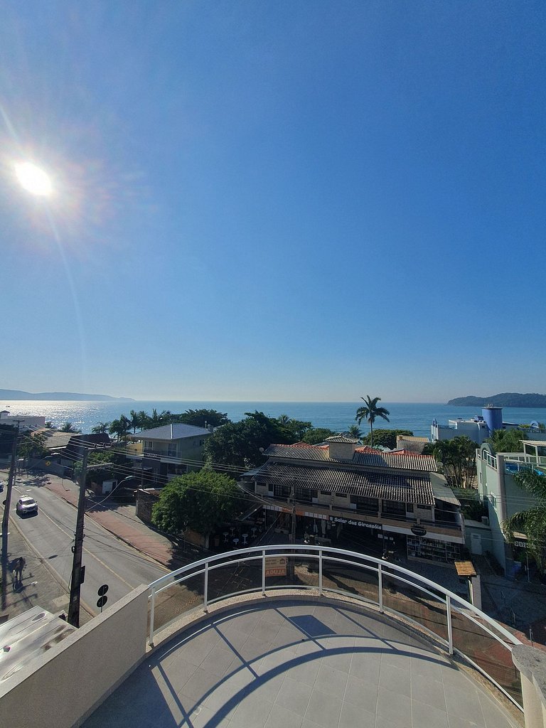 Apartamento no centro de Bombinhas - APTO301