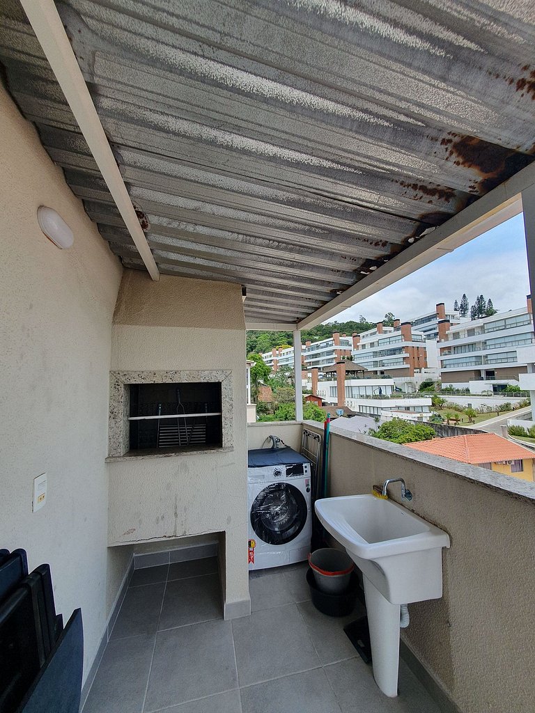 Apartamento no centro de Bombinhas - APTO301