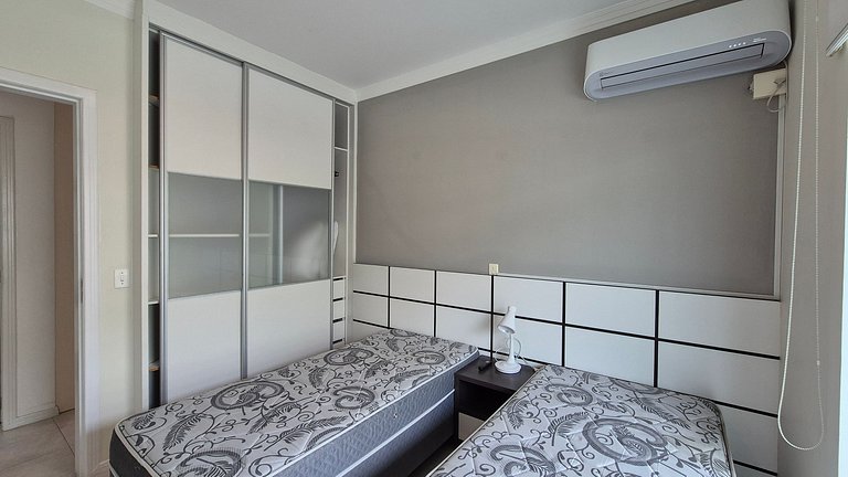 Apartamento em Quatro Ilhas - APTO 02