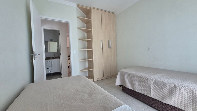 Apartamento em Quatro Ilhas - APTO 07