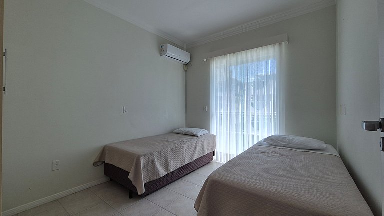 Apartamento em Quatro Ilhas - APTO 07