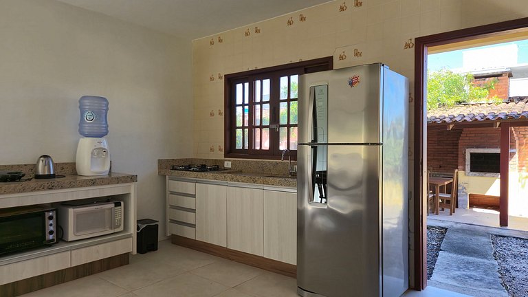 Casa em quatro ilhas - 50mts da praia