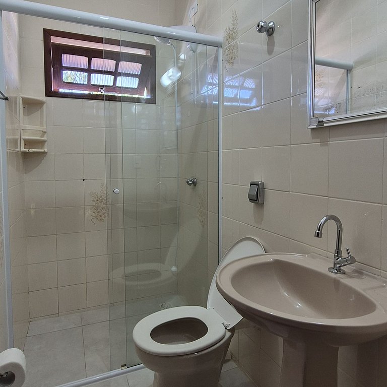 Casa em quatro ilhas - 50mts da praia