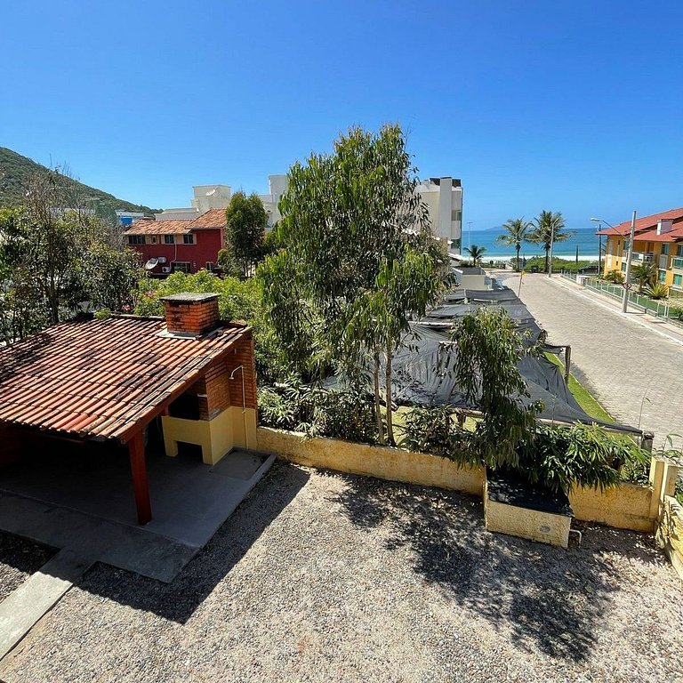 Casa em quatro ilhas - 50mts da praia