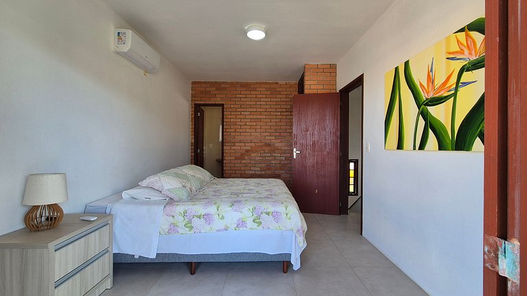 Casa em quatro ilhas - 50mts da praia