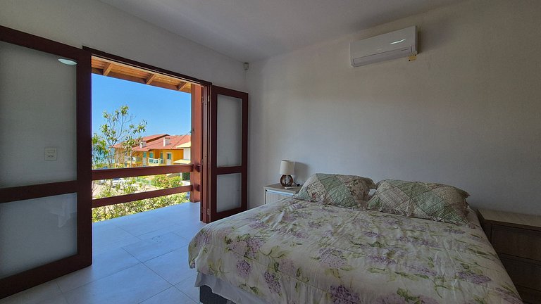 Casa em quatro ilhas - 50mts da praia
