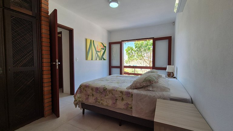 Casa em quatro ilhas - 50mts da praia