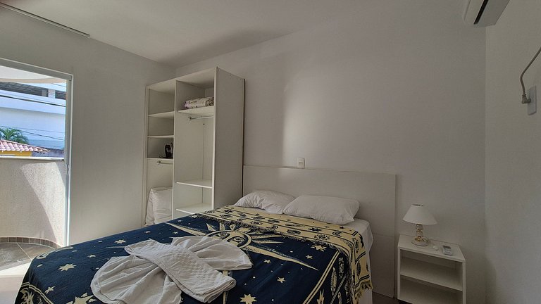Apartamento no centro de Bombinhas - APTO103