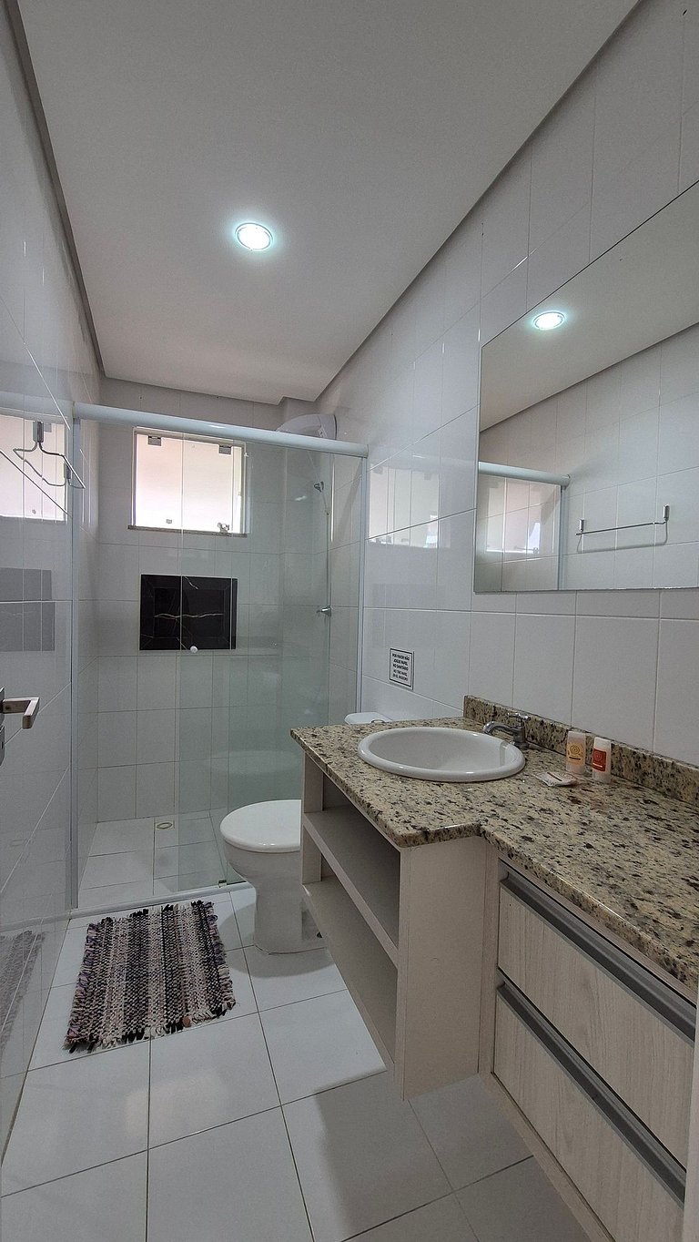 Apartamento no centro de Bombinhas - APTO203