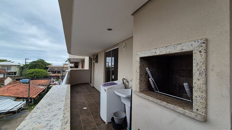 Apartamento no centro de Bombinhas - APTO203